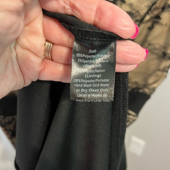 Windsor Black and Taupe Lace Top Front Slit Maxi Dress Sz S NWT - Picture 7 of 8